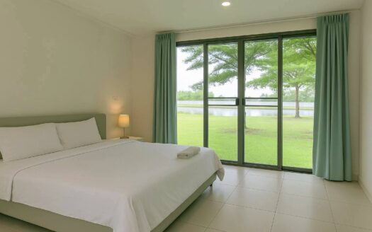 Palm Hills Golf Condo