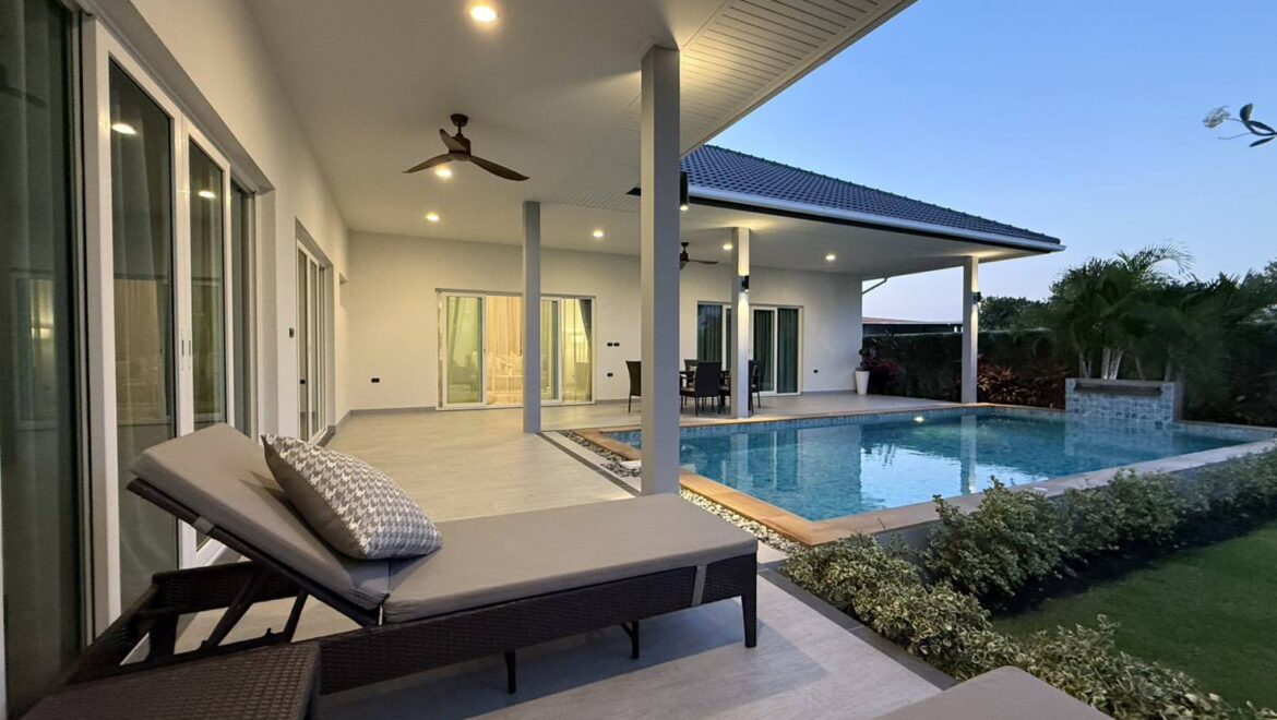 Nantra Pool Villa Hua Hin