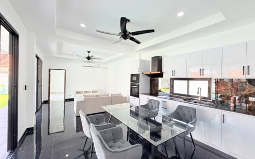 Private Pool Villa Soi 112 Area