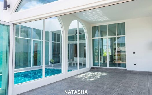 Natasha Pool Villa Cha-Am