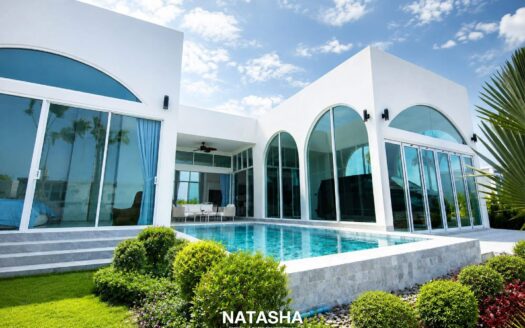 Natasha Pool Villa Cha-Am