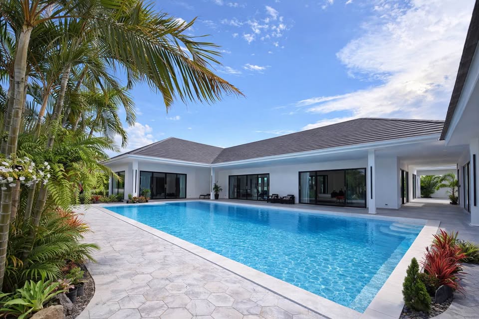 Emerald Park Manor Hua Hin